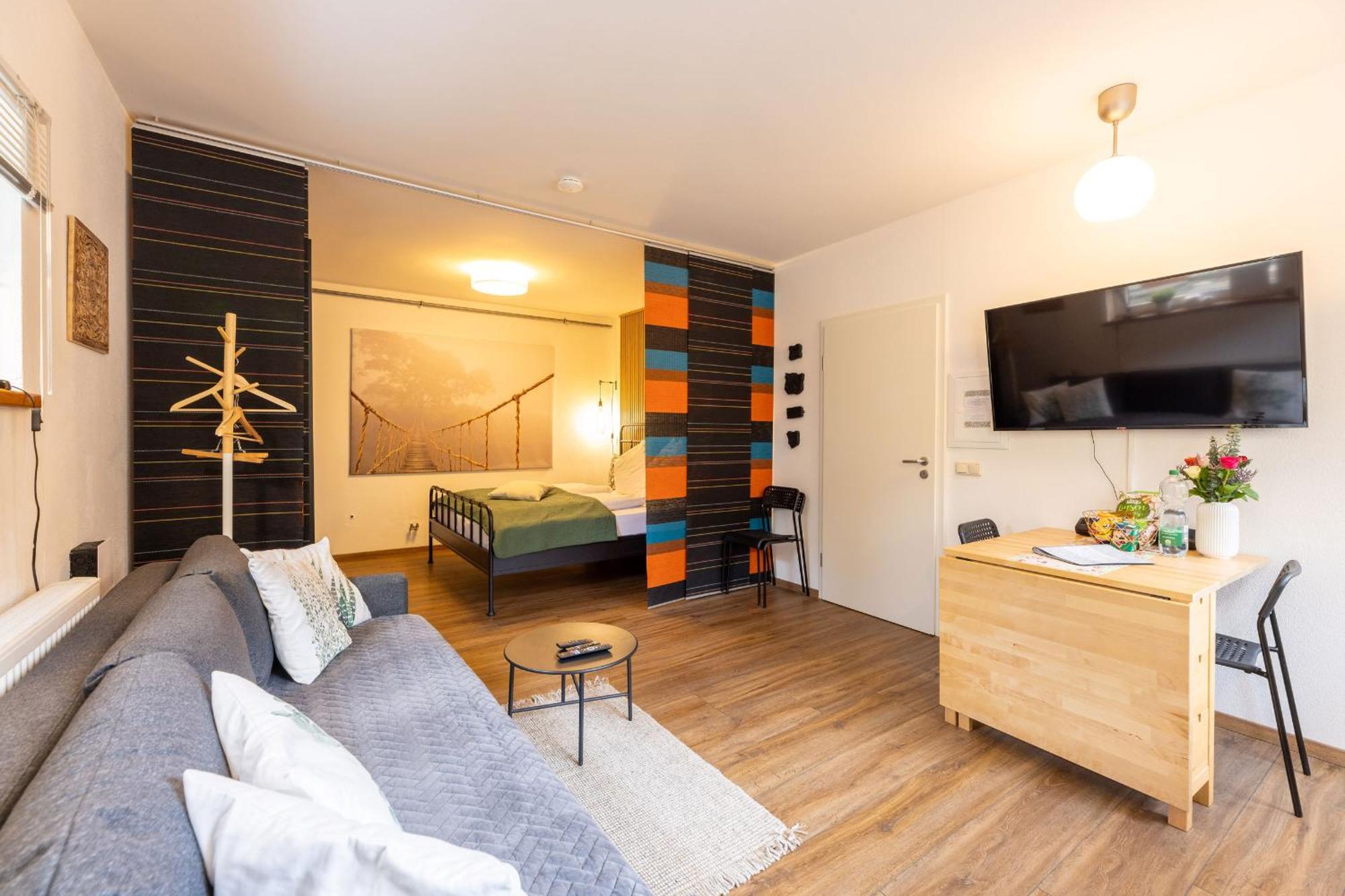 Apartment Ideal Fuer Kurze Aufenthalte - Gemuetliches 1-zimmer-apartment *