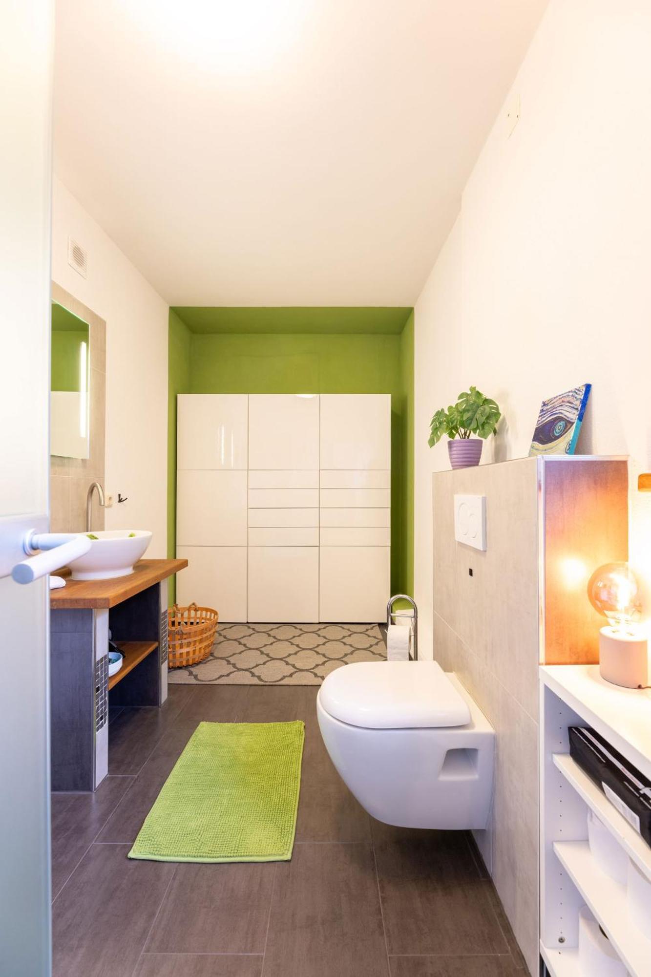 Ideal Fuer Kurze Aufenthalte - Gemuetliches 1-zimmer-apartment Adelsdorf